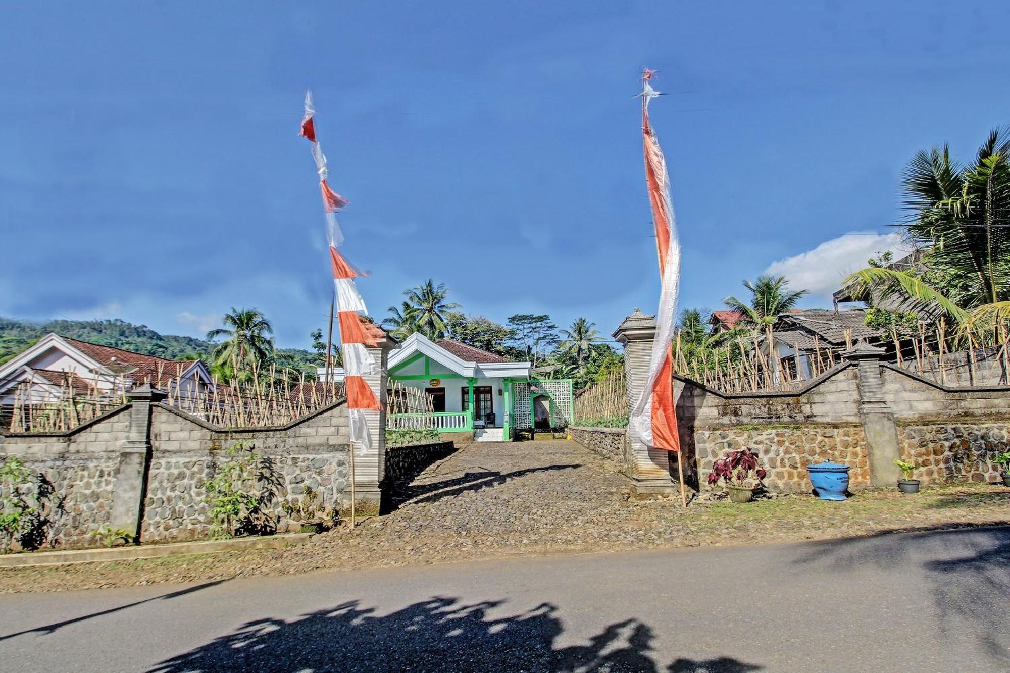Trenggalek Spot On 91214 Desa Wisata Pandean酒店 外观 照片